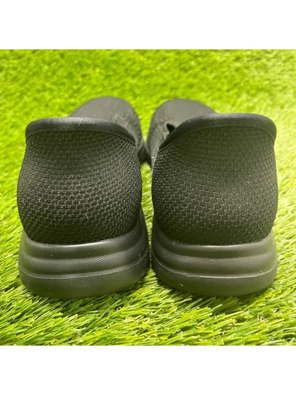 SKECHERS please review